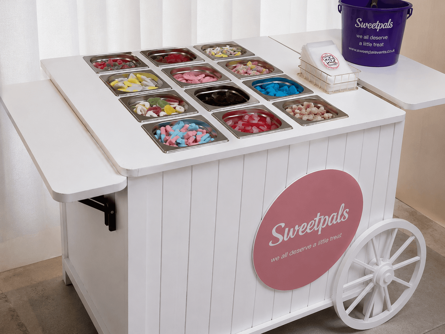 Sweetpals halal pick-and-mix sweet cart